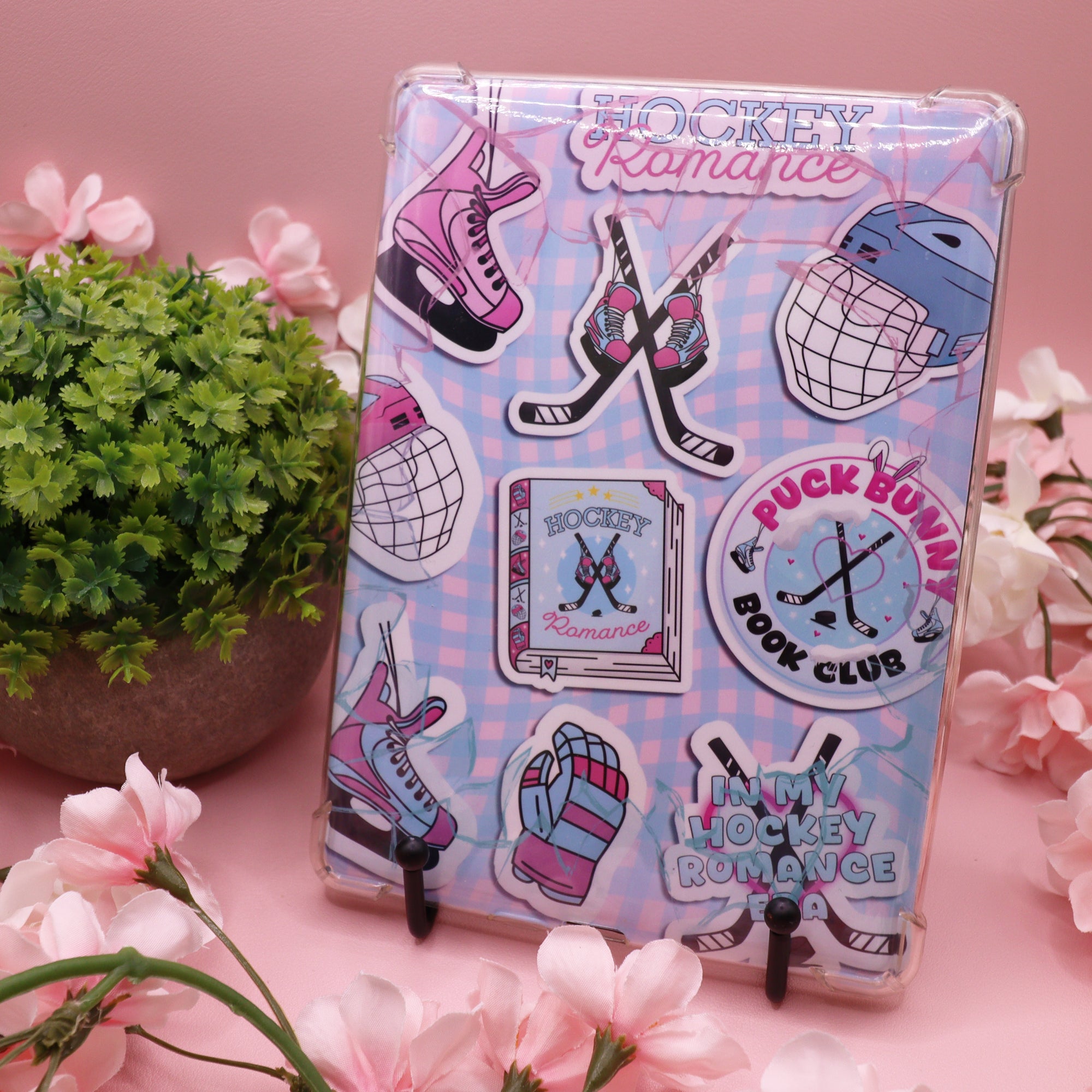 Ice Hockey Romance Tiled Kindle Insert