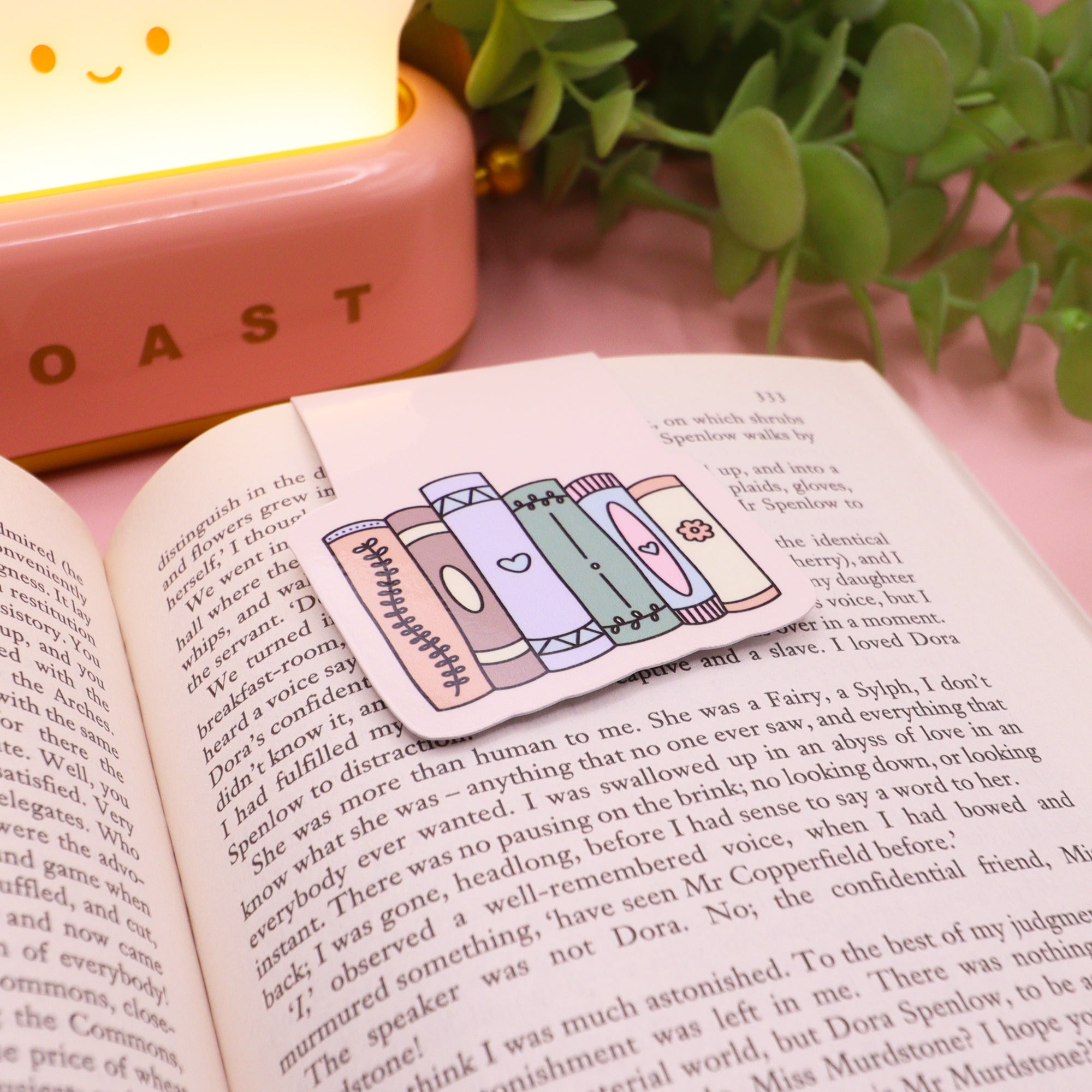 Comfy & Cosy Book Stack Magnetic Bookmark