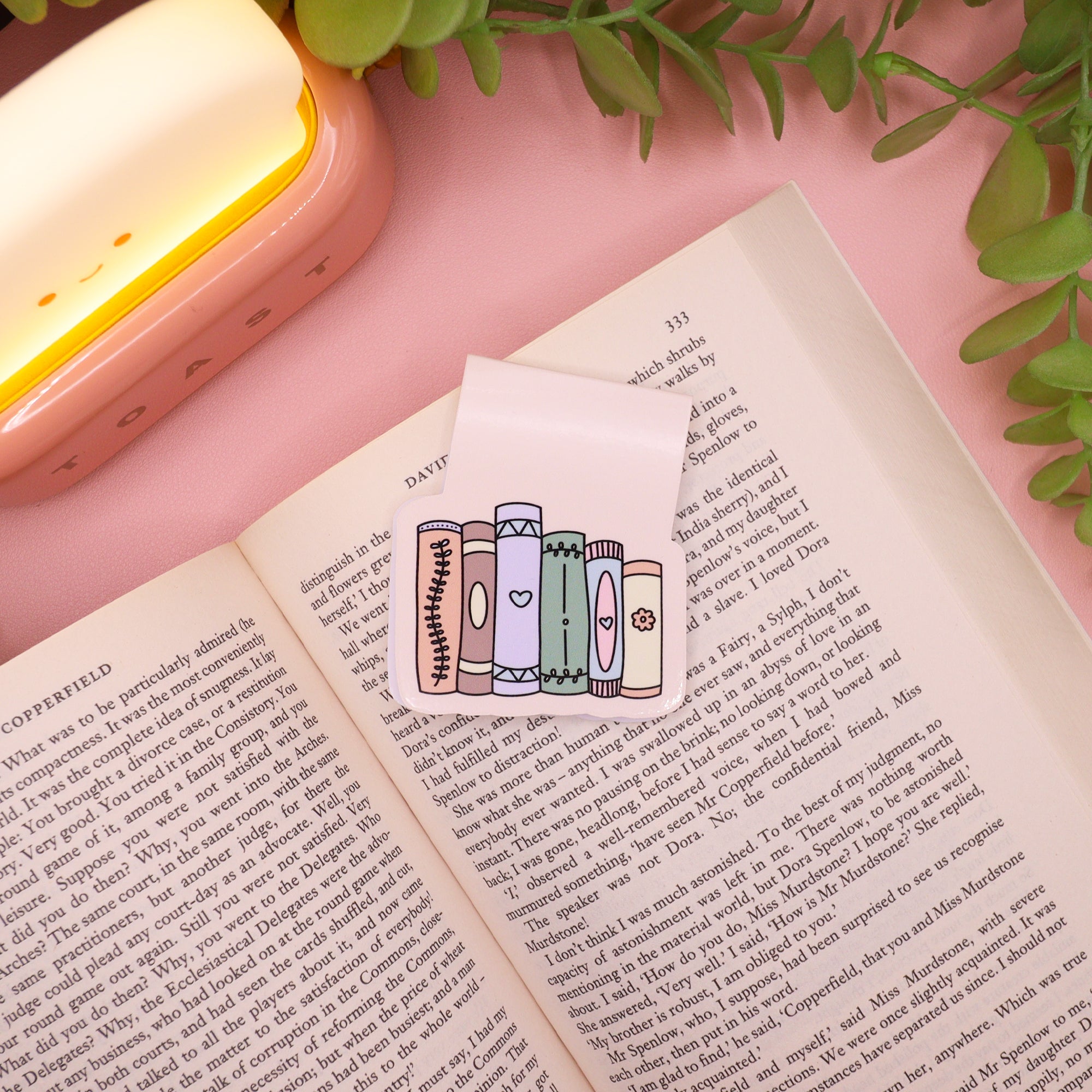 Comfy & Cosy Book Stack Magnetic Bookmark