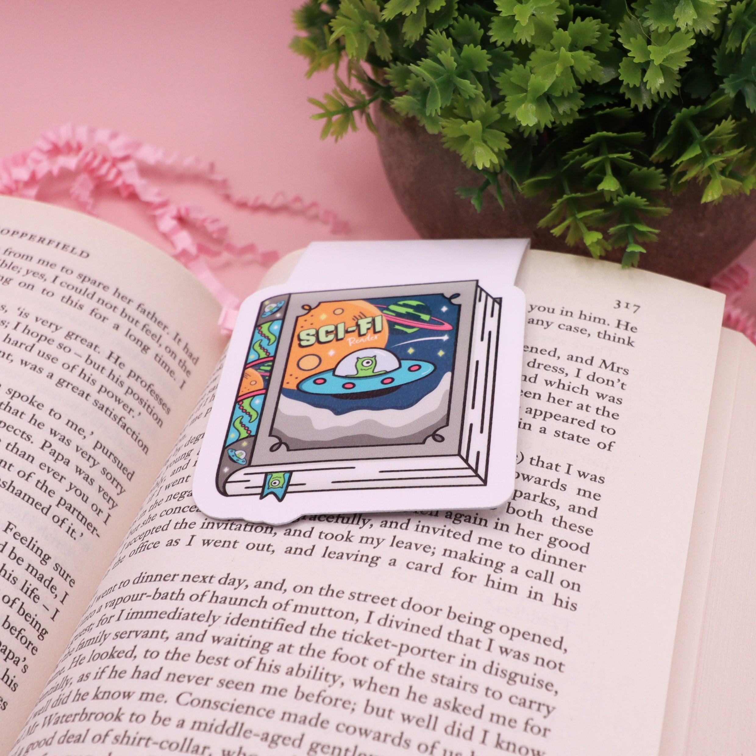 Sci-fi Reader Book Magnetic Bookmark